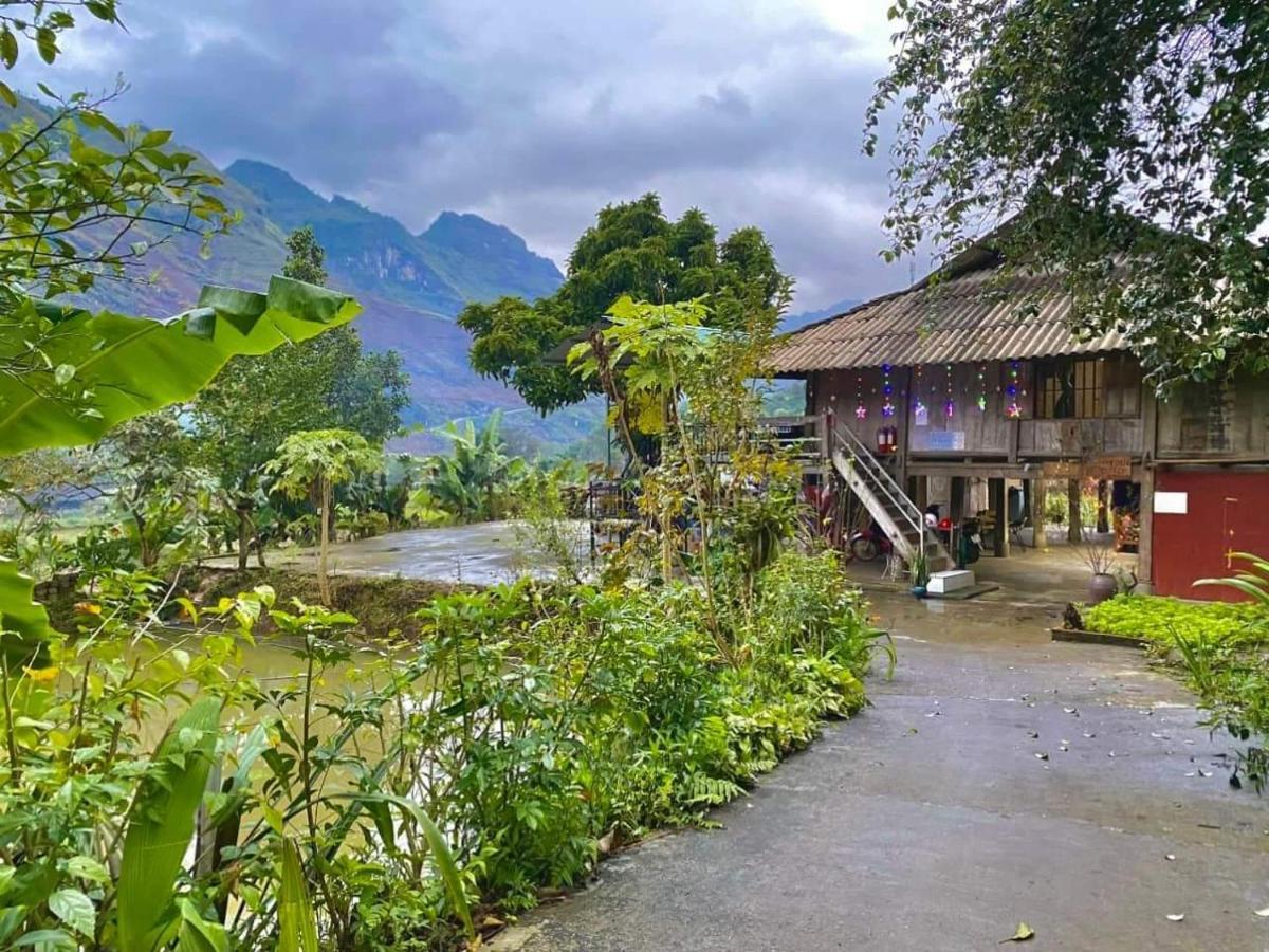 Du Gia Van Chung Homestay Làng Cac Extérieur photo
